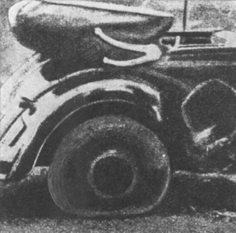 Estado en el que quedó el Mercedes de Heydrich tras el atentado