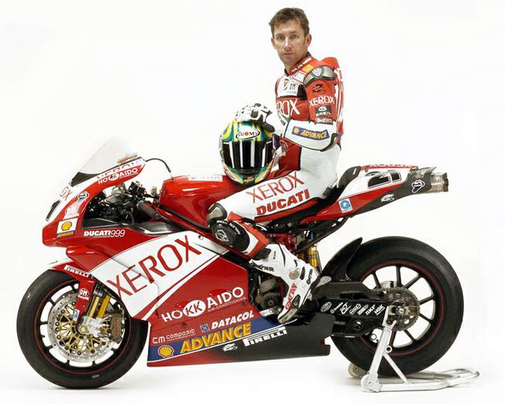 Ducati_999_F06_Team_Xerox.jpg