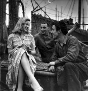 Diana_Dors_b40