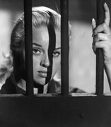 Diana_Dors_b46