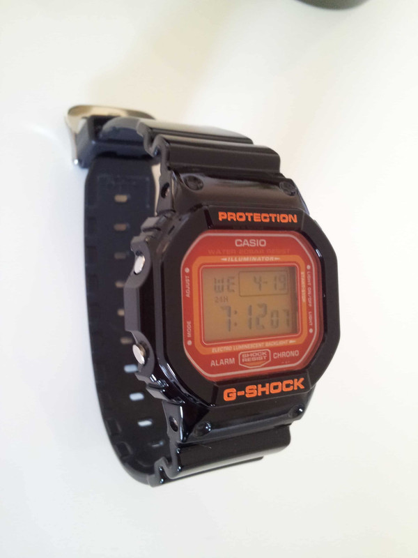 g shock dw 5600cs